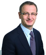 Wirtschaft + Unternehmen: EMO Hannover 2011 puscht Geschäfte in der internationalen Werkzeugmaschinenindustrie Wirtschaft + Unternehmen: EMO Hannover 2011 puscht Geschäfte in der internationalen Werkzeugmaschinenindustrie